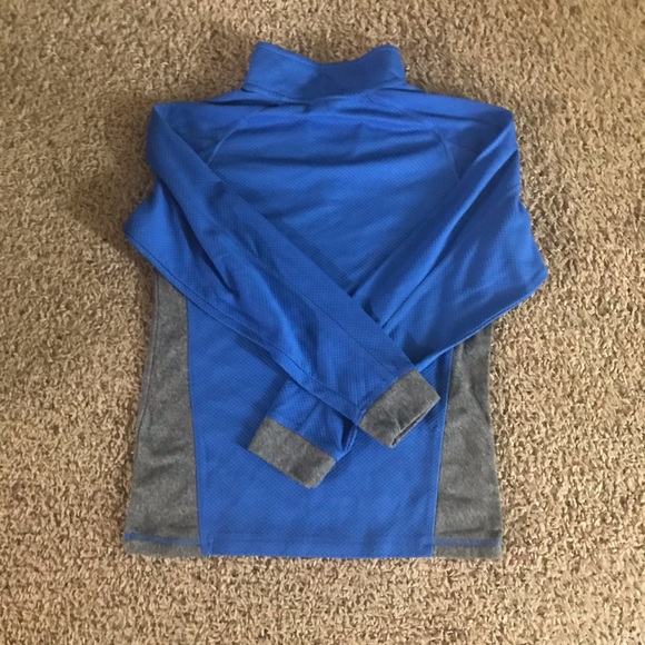 Avalanche 3/4 Zip Pullover - Picture 3 of 3